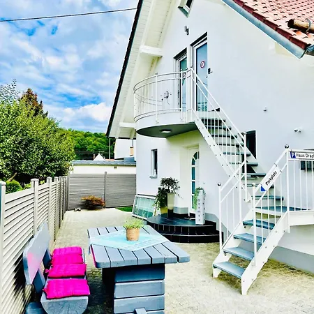 Haus Dragl Dz Ez Capsule hotel Friedberg (Bavaria)